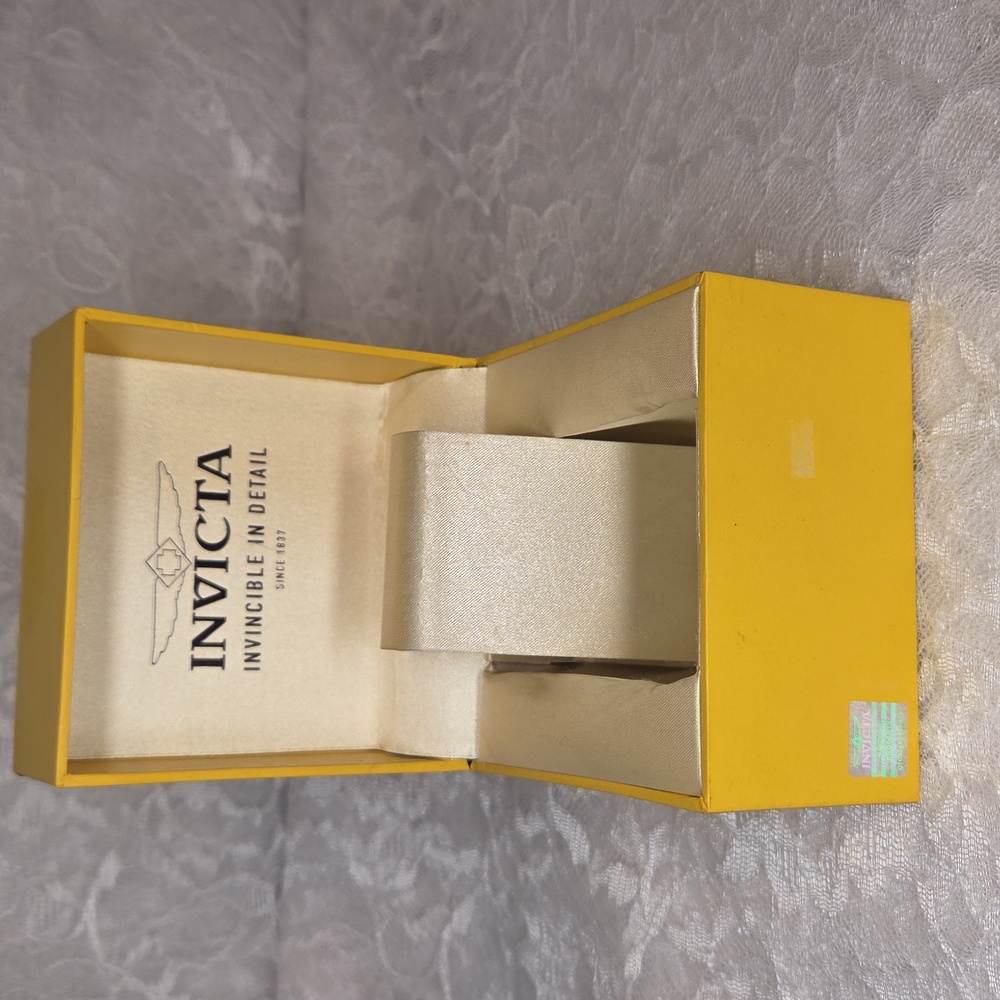 Invicta: Watch Case - Picture 5 of 7